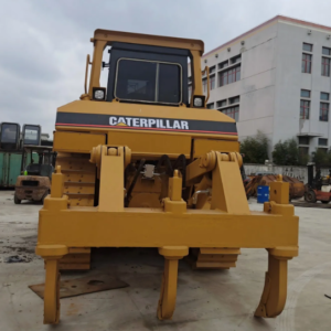 D8 Class Bulldozer (Heavy)